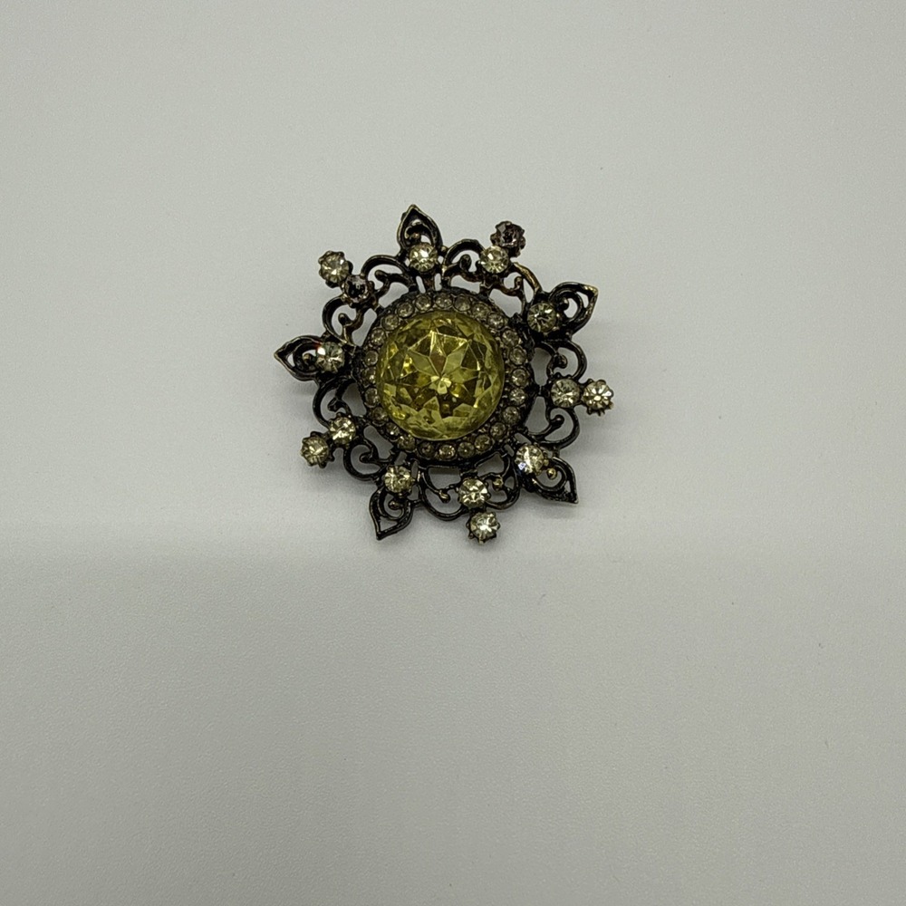 Vintage Green Gray Rhinestone Filigree Setting Brooch‎ Pin